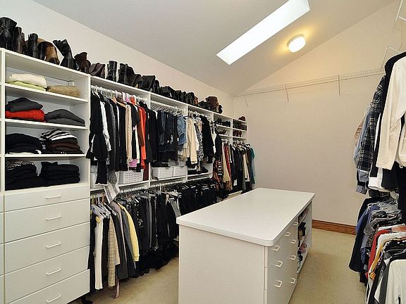 Master Bedroom Closet