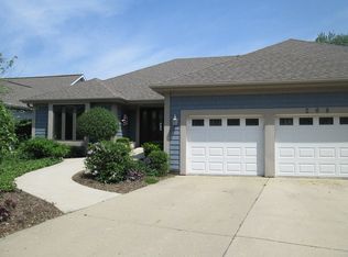 208 W Belvidere Rd, Grayslake, IL 60030