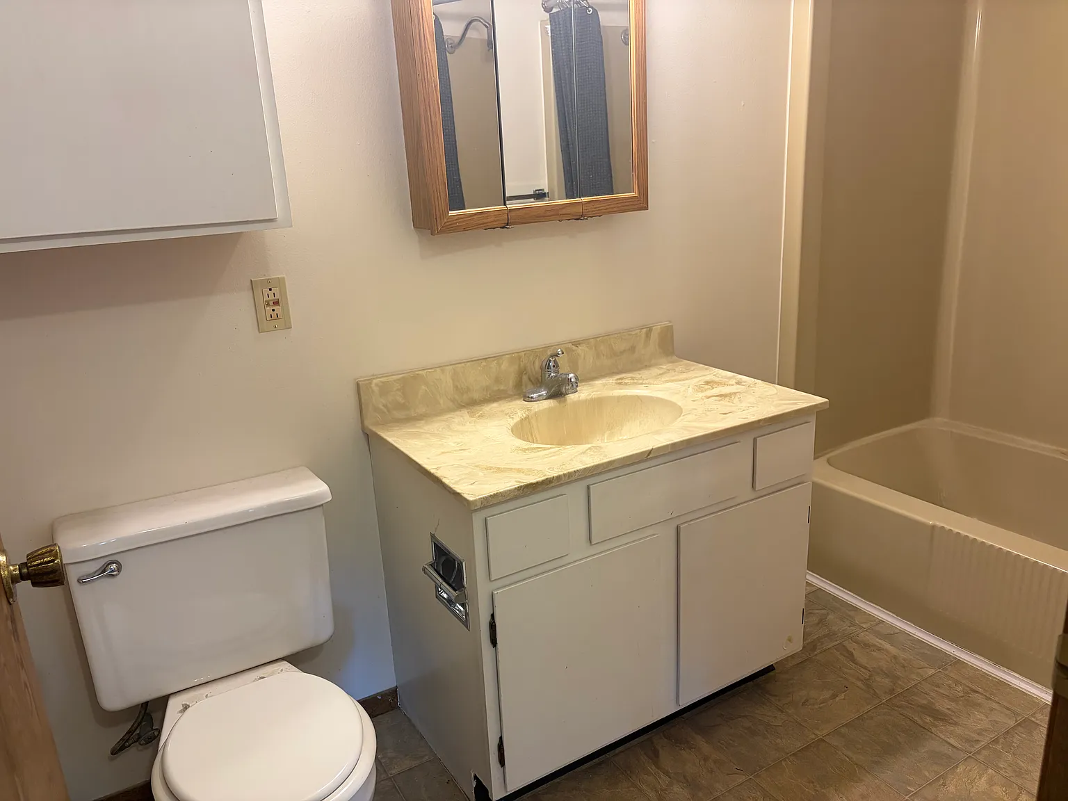 1 bed, 585 sqft, $790 — Photo 4