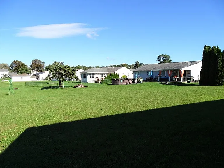 3 Abbey Ln — Photo 20