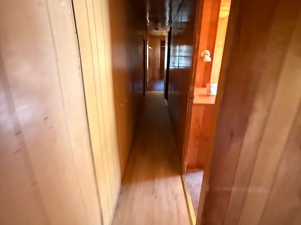 1st image of 206 Johnson St