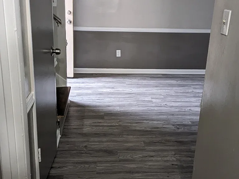 Academy Apartment — Photo 48