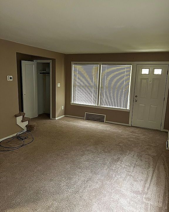 1st image of 21710 S Lake Shore Blvd