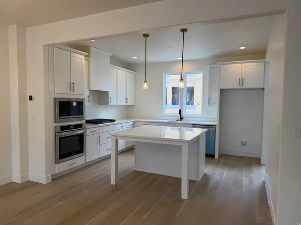 5308 W Center Field Dr #136, South Jordan, UT 84009