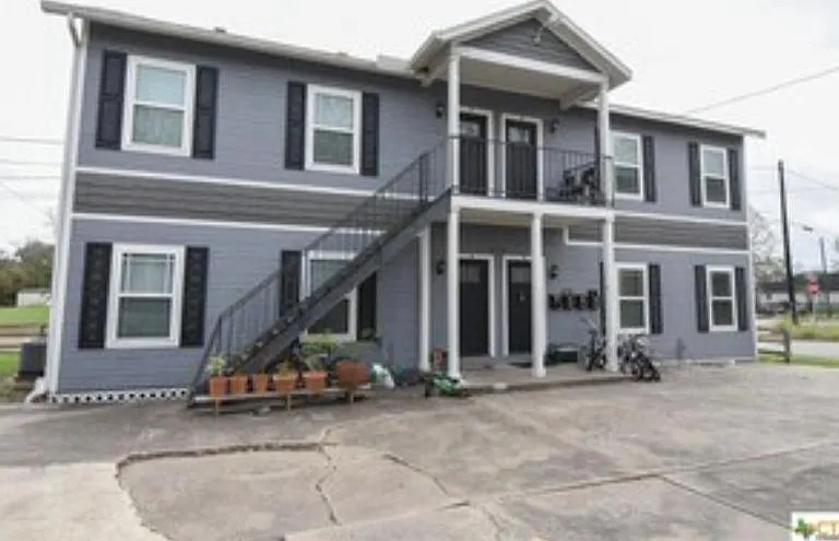 508 E Convent St #A — Photo 1
