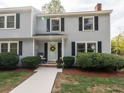 3 W Pine St APT 4, Plaistow, NH, 03865