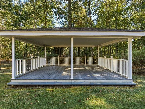 4th image of 2701 Branchwater Cir