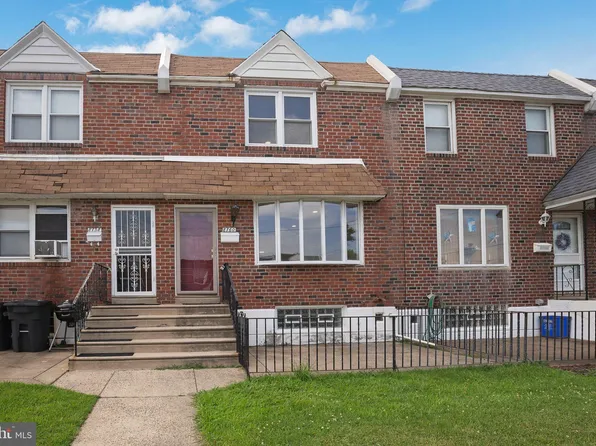 8760 Gillespie St, Philadelphia, PA 19136