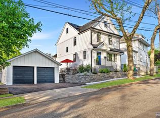 749 2nd Ave, Lyndhurst, NJ 07071