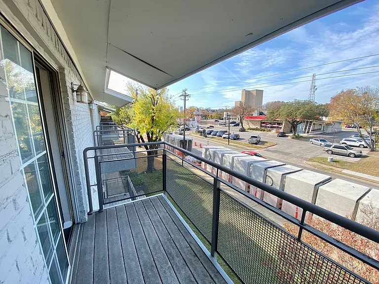 4502 Gaston Ave #322 — Photo 17