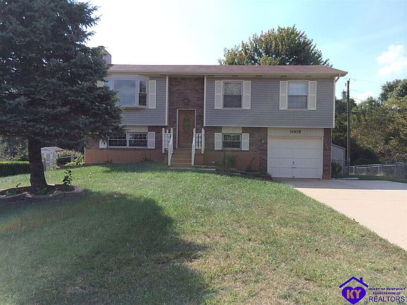 2nd image of 3005 S Woodland Dr