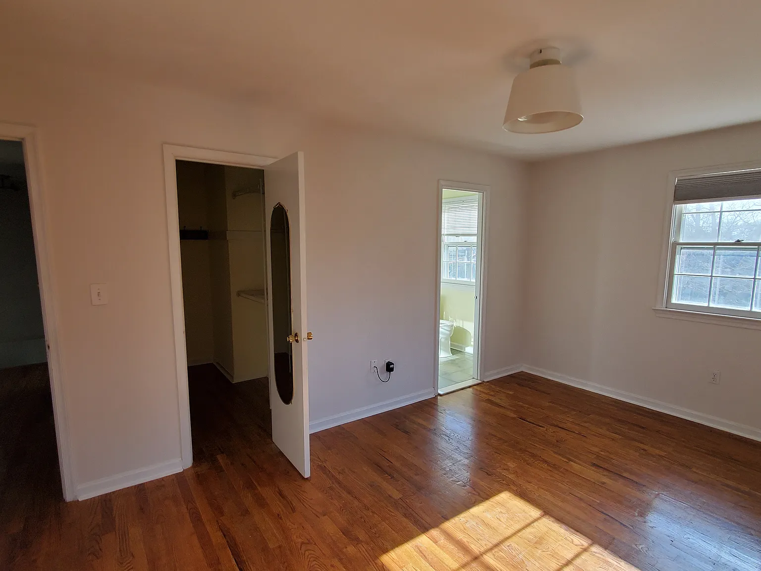 1 bed, 1882 sqft, $950 — Photo 2