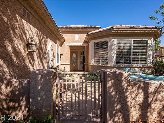 4th image of 1612 Heritage Springs Dr