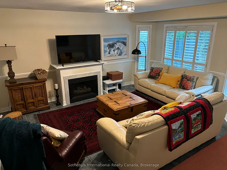4 Nettleton Ct — Photo 15