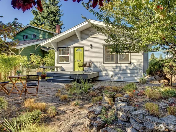 6021 45th Avenue SW, Seattle, WA 98136