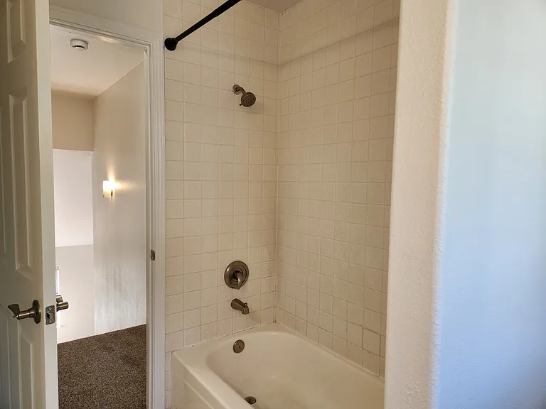 2179 Zinfandel Ave — Photo 17