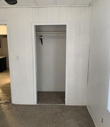 5th image of 56263 Ferris Ave