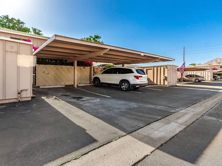 5885 E Thomas Rd — Photo 28
