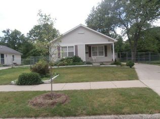 14211 Plainview Ave, Detroit, MI 48223