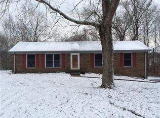 557 Chesterfield Dr, Clarksville, TN 37043