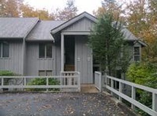 101 Chestnut Cv, Highlands, NC 28741