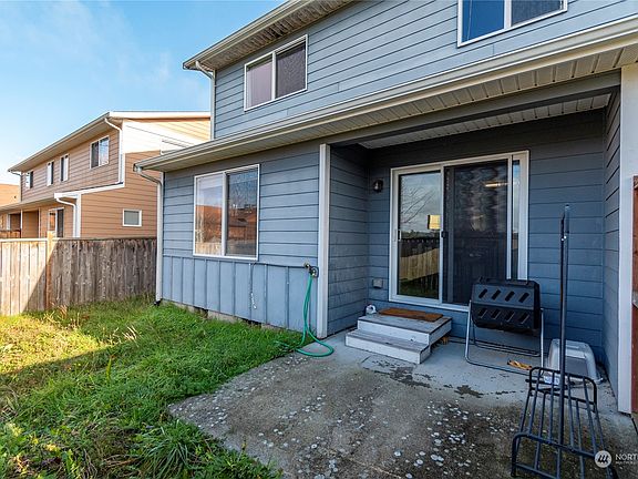 4th image of 205 NE Melrose Drive