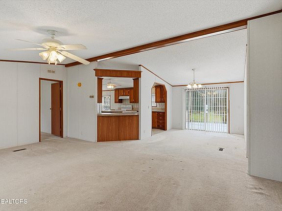 5th image of 131 Gilead Ln