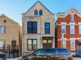 925 W 18th Pl, Chicago, IL 60608