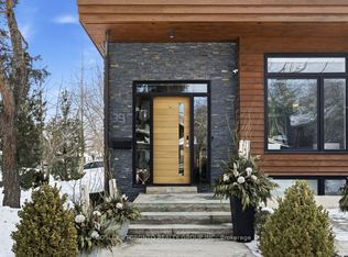 39 Red Deer Ave, Toronto, ON M1N2Z1
