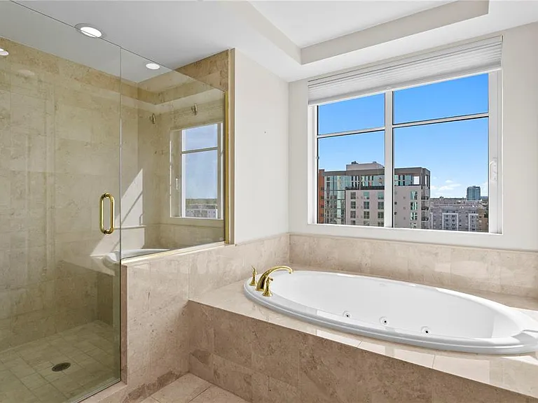300 Beach Dr NE #1201 — Photo 33