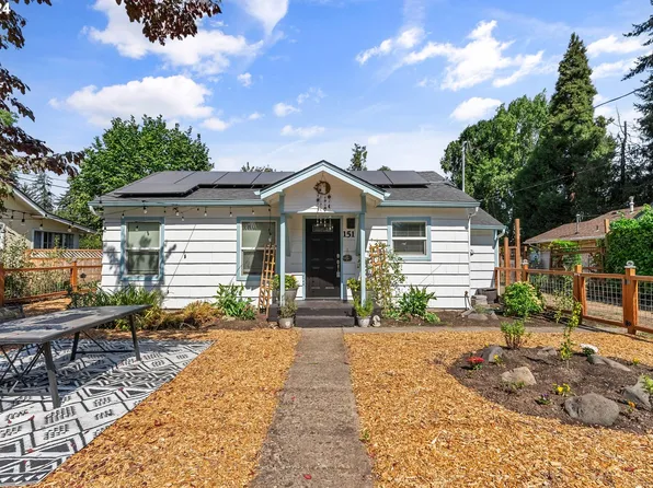151 Elkay Dr, Eugene, OR 97404