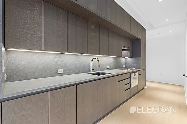 Rented by (Legacy) Elegran | media 13