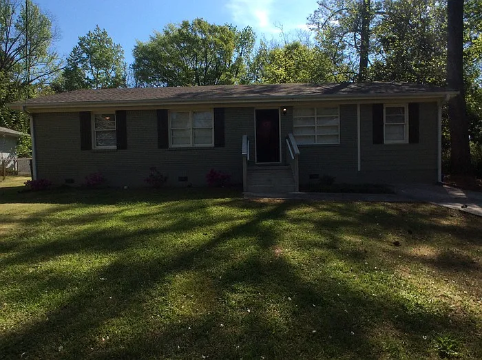 2892 Horse Shoe Dr — Photo 2