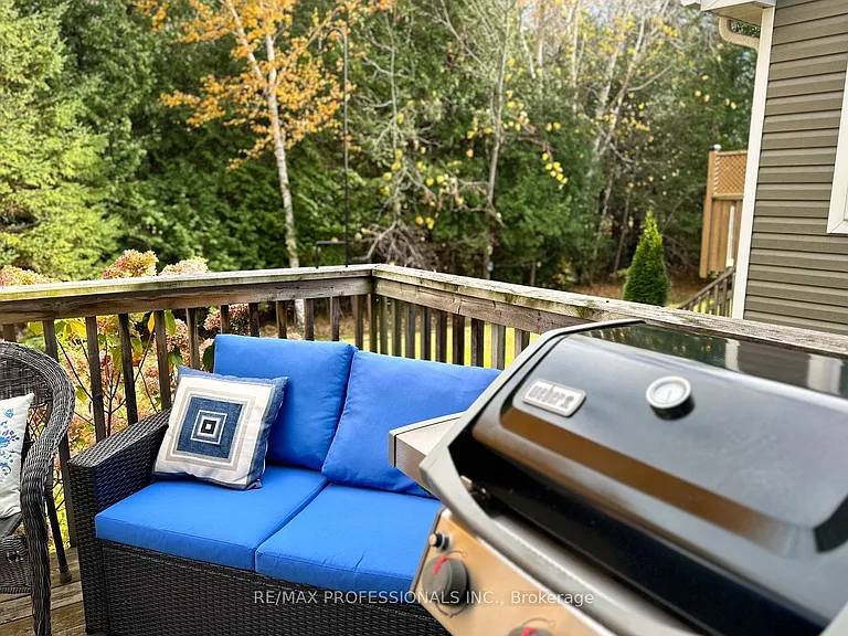 57 Green Briar Dr — Photo 25