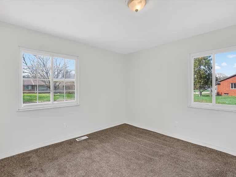 3502 Ridgecliffe Dr — Photo 9