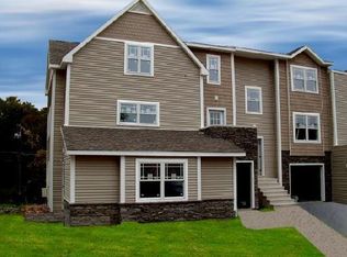 58 Stetson Pl #58, Danbury, CT 06810