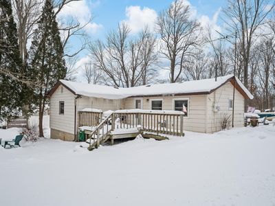 5900 Front St, Coloma, MI, 49038