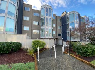 2238 Eton St #310, Vancouver, BC V5L 1C8