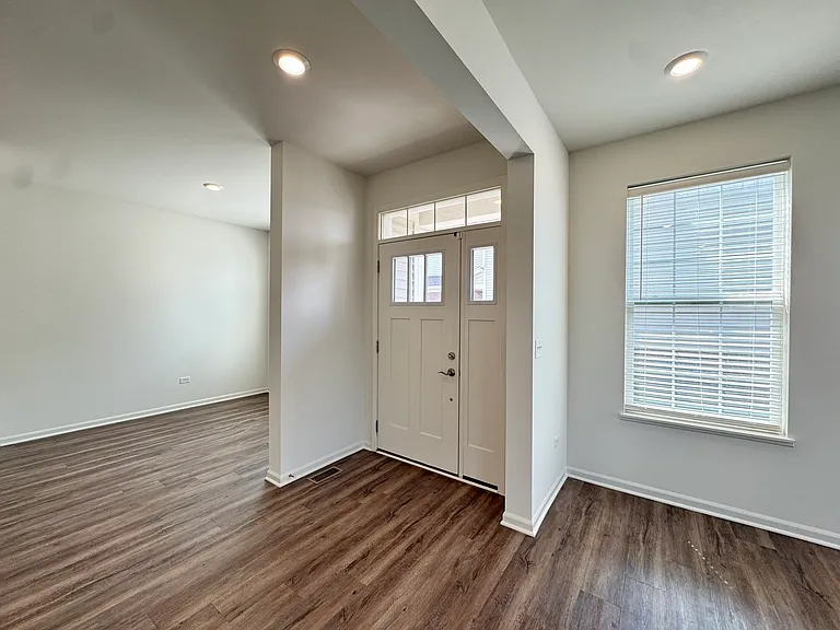 15036 W Cyrus Dr — Photo 12
