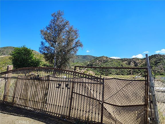 2nd image of 27512 Oak Spring Canyon Rd #19