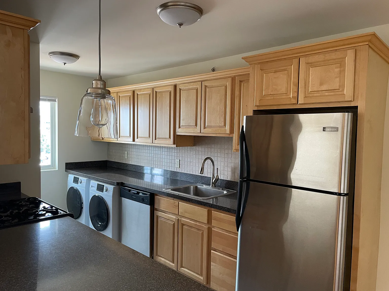 Rutgers Court Apartments — Photo 1