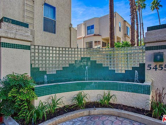 2nd image of 5455 Sylmar Ave APT 1906