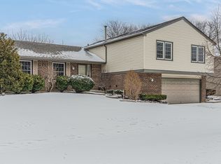 794 Stillwater Ct, Lake Zurich, IL 60047