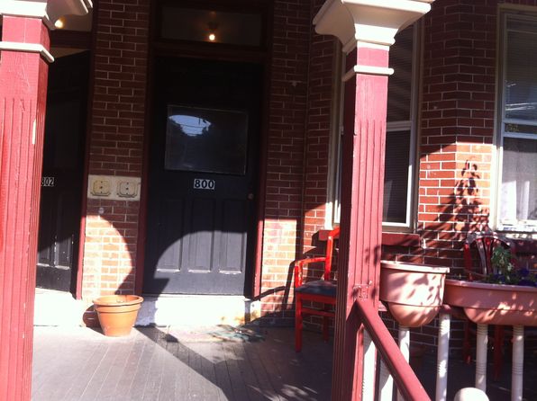 800 N Van Buren St APT 3