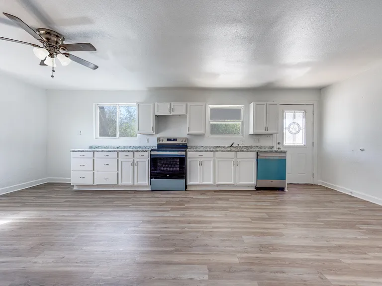 381 Hiland Acres Cir — Photo 8