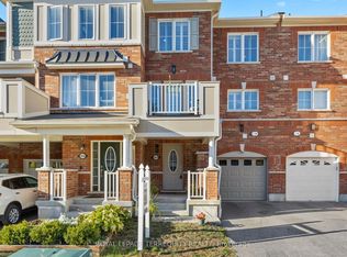 1058 Clipper Ln, Pickering, ON L1X 0E9