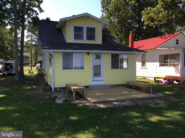 1087 Walnut Bay Front Ave, North Beach, MD 20714