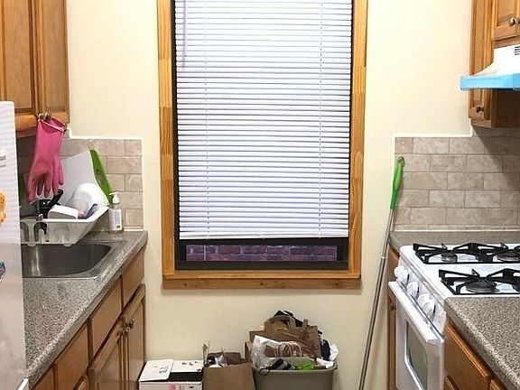 4th image of 45-27 40th St #3R
