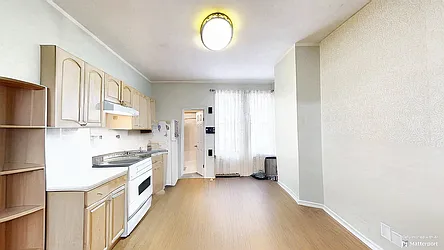 Rented by Trademarko Realty Inc
