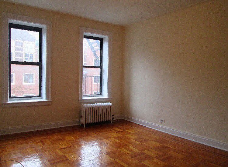 1st image of 4861 Broadway APT 3U